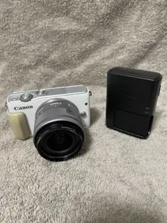 極上美品・返品保証】Canon EOS M シルバー 標準レンズキット - メルカリ