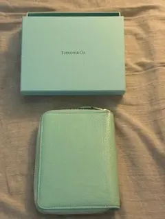Tiffany & Co. ミントグリーン 二つ折り財布 箱付きのサムネイル