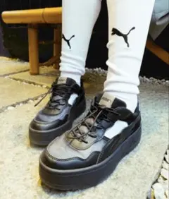 PUMA プーマ コートラリー スカイ ミュール ブラックのサムネイル