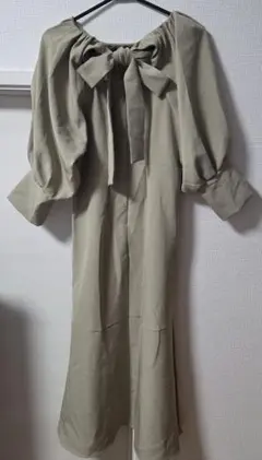 長袖　フレア　ワンピース　秋服　レディース　アパレル