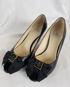 LANVIN en Bleu パンプス ブラック リボンのサムネイル