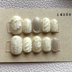 Item thumbnail for item 7dc53848-7432-4e8d-9fbf-53e0d1efa986