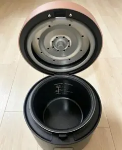 炊飯器 本体 3合炊きのサムネイル