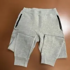 UNIQLO グレー スウェットパンツ 150