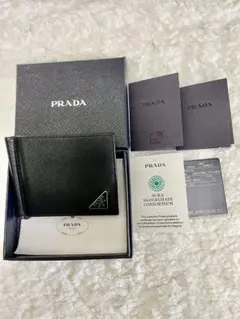 ベッカム様専用PRADA プラダ　【未使用品】サフィアーノ マネークリップ 黒