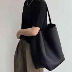 トートバッグ 本革 縦型 バケツ型 Lサイズ ブラック 軽量 ワンショルダーのサムネイル