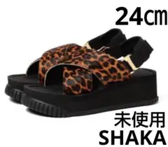 SHAKA 24cm 厚底 ヒョウ柄 クロスストラップ サンダル