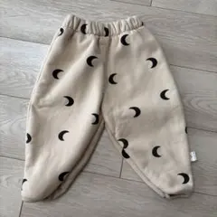 ベージュ フリース 長ズボン 月模様