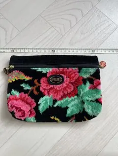 FELLER 花柄刺繍 ポーチ 黒