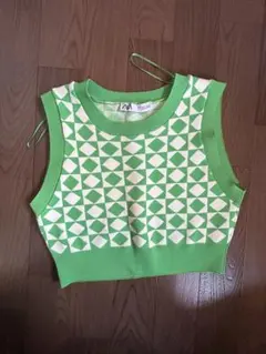 ZARA 緑 ダイヤモンド模様 ニットベスト