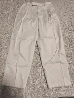 URBAN RESEARCH DOORS タックパンツ スラックス 白