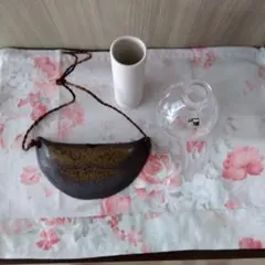 透明ガラス花瓶 ひび割れ模様&白陶器&壁掛け　一輪挿し　3点セットのサムネイル