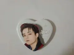 鶴房汐恩 缶バッジ