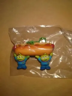 トイストーリー　エイリアン　だいすきフード　キーホルダー　リトルグリーンメン