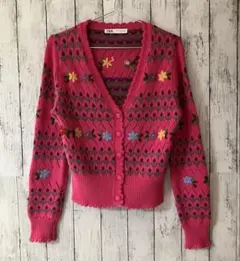 【美品】ZARA ザラ 花柄刺繍 カウチン ニットカーディガン 可愛いピンク M