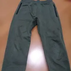 オリーブグリーン 長ズボン サイドポケット付き