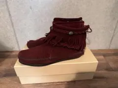 ミネトンカ　ショートブーツ　バーガンディ minnetonka スエードブーツのサムネイル