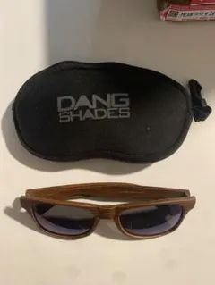 ブルーレンズ　木目調　ウッドフレーム　DANG SHADES サングラスのサムネイル