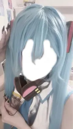 初音ミクコスプレ衣装＋セット済みウィッグ(靴下、ヘッドホン付きません)のサムネイル