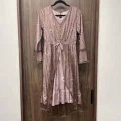 Item thumbnail for item de7e454c-1c76-40f4-bff6-628bb1c24b50