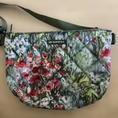 KEI Hayama PLUS 超軽量 キルティングバッグ　ショルダーバッグのサムネイル
