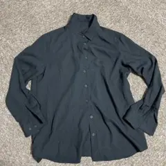 ユニクロ　黒　長袖シャツ