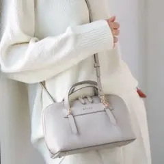 IANNE ライトグレー ショルダーバッグ　オムレット　ハンドバッグのサムネイル