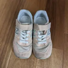 New Balance 373　キッズ　スニーカー　17.0cm