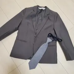 H&M キッズ　グレー スーツ 120 ネクタイ付き