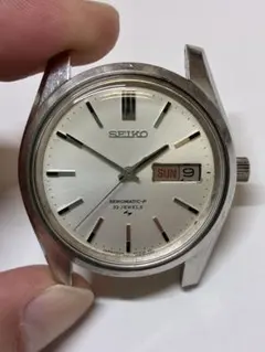 空*人様 SEIKO 7018-8000 クロノグラフ 自動巻き 23石 稼働品 - メルカリ