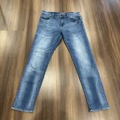 Item thumbnail for item 4e271057-6e10-41af-8ac1-bf9e57a906da