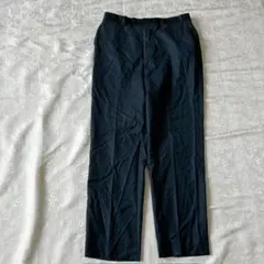 ネイビー　濃紺　スラックス センタープレス　シンプルデザイン　オフィス　パンツ