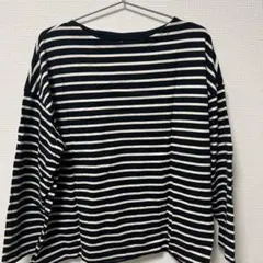 ユニクロ　ボーダー長袖Tシャツ