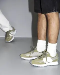 New Balance 327 別注カラー