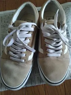 Item thumbnail for item 4bc35862-8ba4-4e39-996a-c724a8c51228