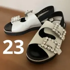 【美品】✨ダイアナ✨ダブルビジューバックル 厚底 サンダル　サイズMのサムネイル