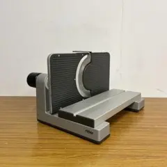 Item thumbnail for item 9bc88eba-f7d9-4d6b-8f20-eca85853b106