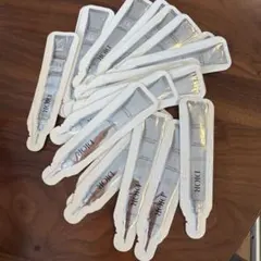 Dior ディオール カプチュール トータル ヒアルショット美容液サンプル20包