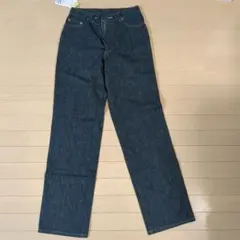 ダークブルーストレートレッグデニム