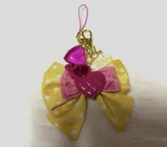 ディズニーパルパルーザ　ミニーのファンダーランド　リボンキーチェーン（クラリス）