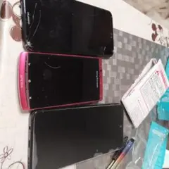 スマートフォン本体 3台 ジャンクのサムネイル