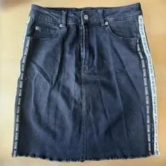 ブラック フリンジ裾 スカート Mサイズ ウエスト64