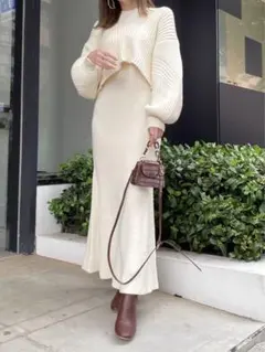 Mercuryduo ニットワンピース　アイボリー