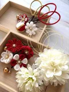 つまみ細工 髪飾り 成人式 七五三 卒業式 和装 赤系 白 ハンドメイド