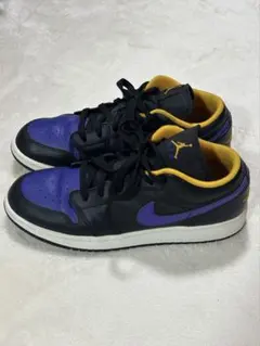 Nike Air Jordan 1 Low ブラック/パープル/イエロー
