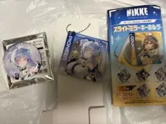 ローソン NIKKE ナユタ　スライドミラーキーホルダー 缶バッジ