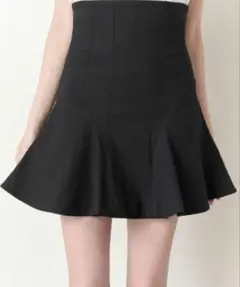 snidel ヘムフレアスカショーパン