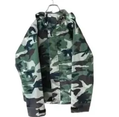 マウンテンパーカー 迷彩　カモフラ　ミリタリー　カモ　ライトアウター