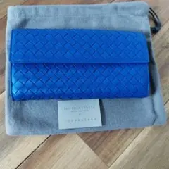 BOTTEGA VENETA 編み込みレッド長財布のサムネイル