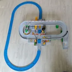 プラレール くるぞわたるぞ！カンカン踏切セット